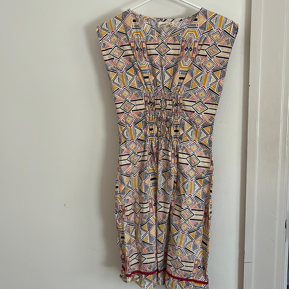 Patterned Dress - Picture 1 of 3